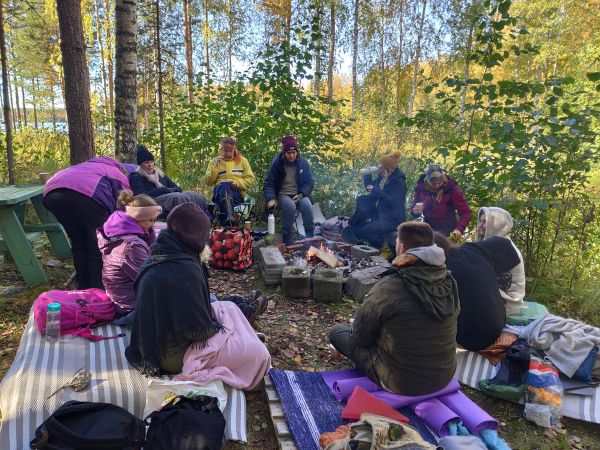 Luontoyhteysohjaajakoulutus